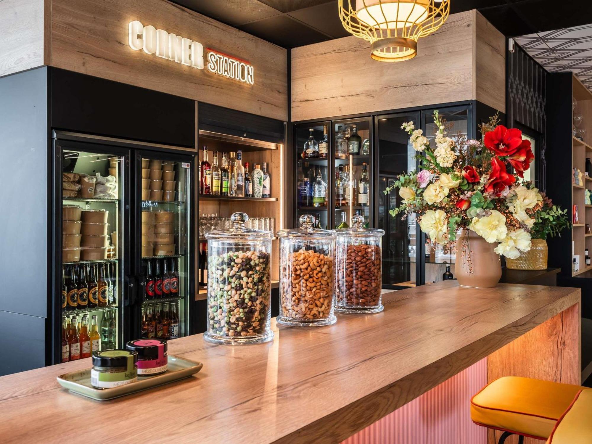 Mercure Gare De Lyon Tgv Hotel