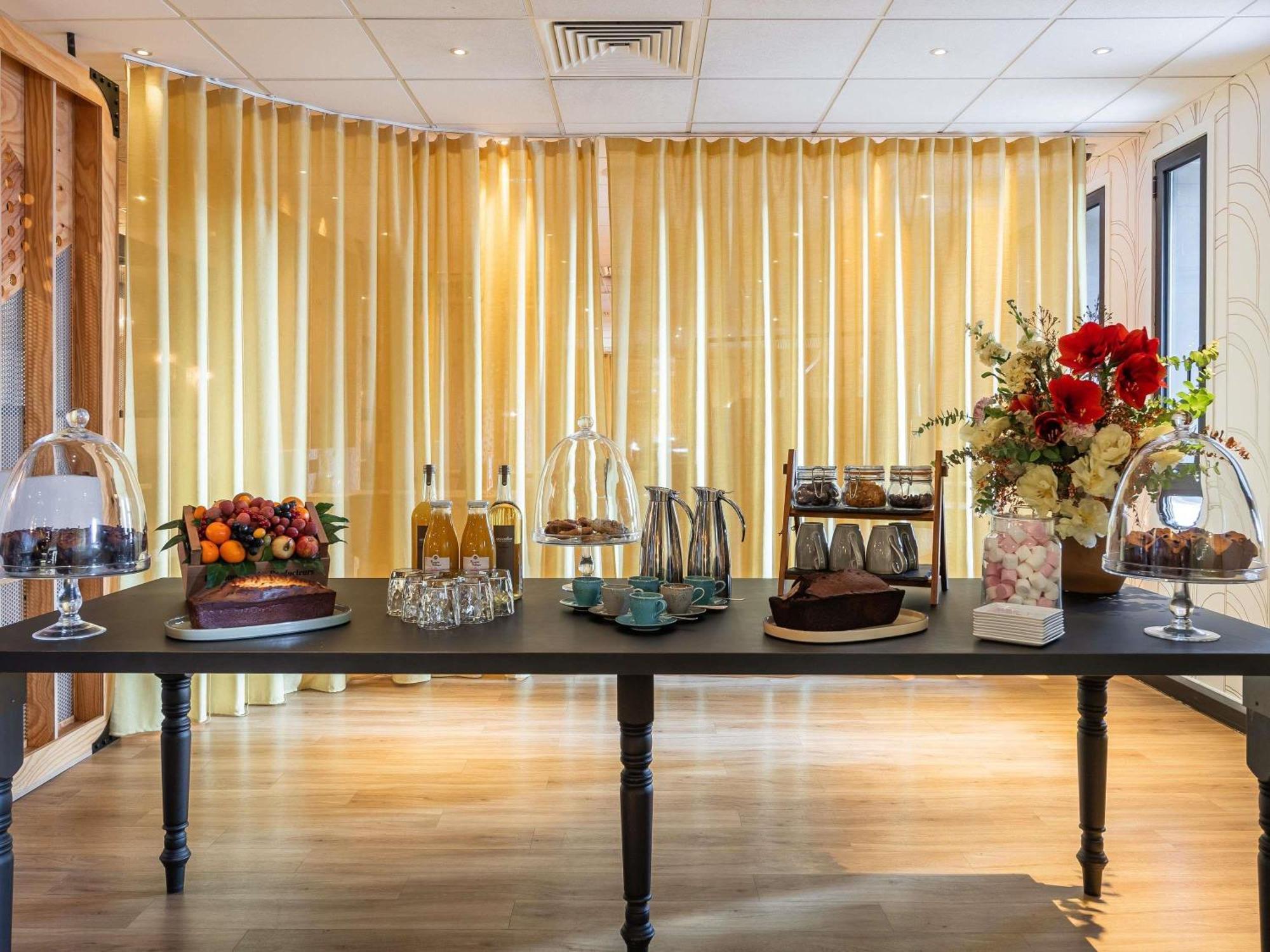 Mercure Gare De Lyon Tgv Hotel