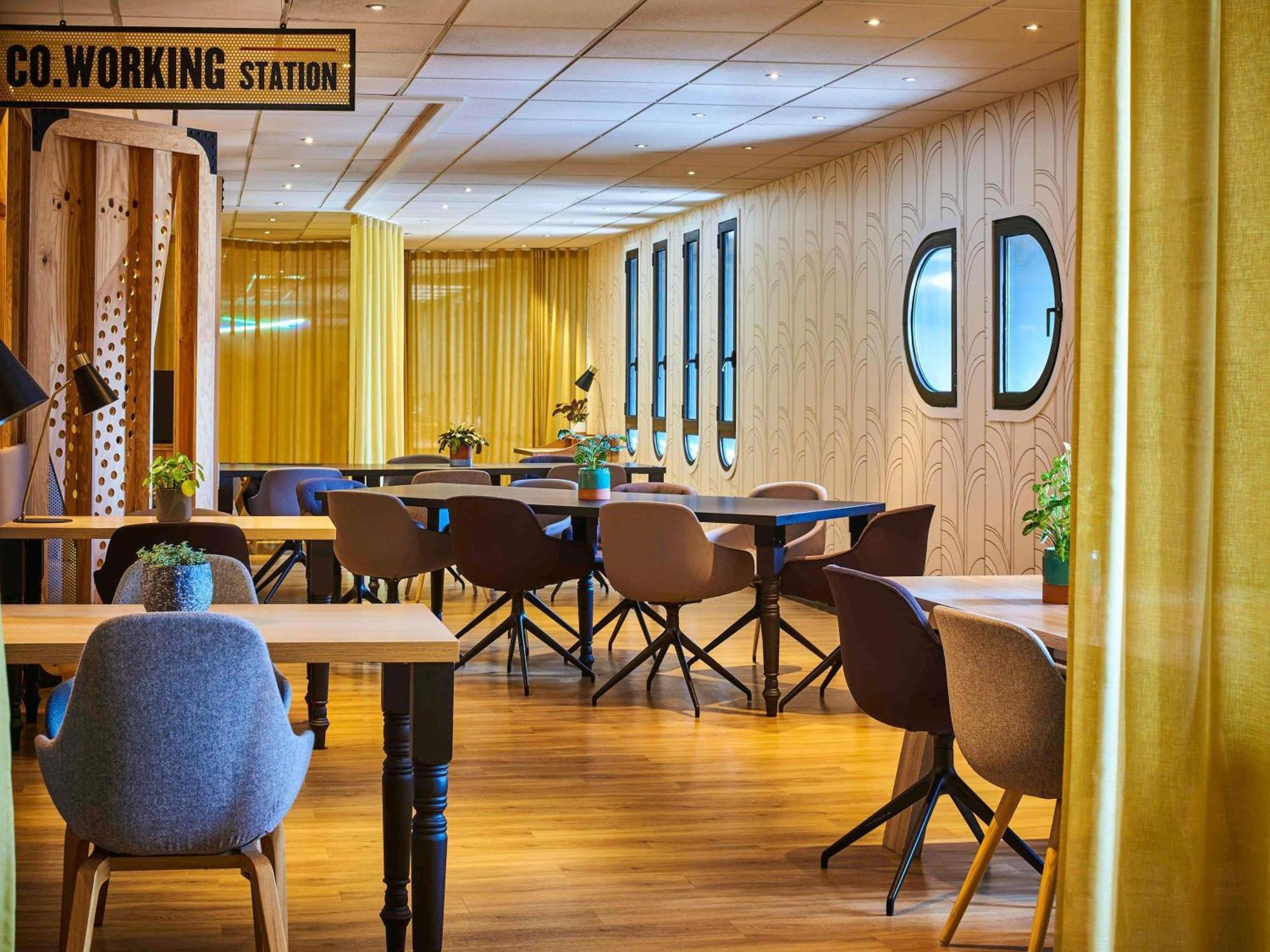 Hotel Mercure Gare De Lyon Tgv Parigi